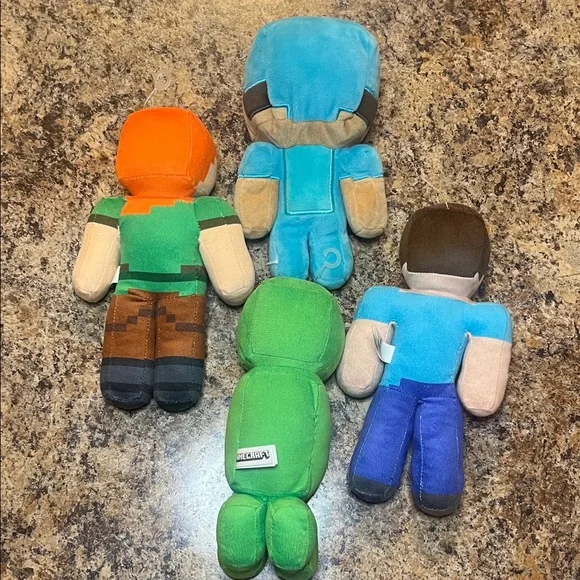 Minecraft plushy bundle of 5 - Picture 3 of 4